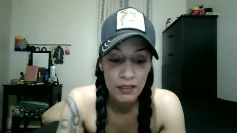 Snapshot of oglitcouple chatting on 09-17-25, 11:06 Lit en Cama online show from 09-17-25, 11:06