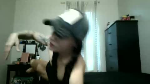 Snapshot of oglitcouple chatting on 09-25-25, 10:13 Lit en Cama online show from 09-25-25, 10:13