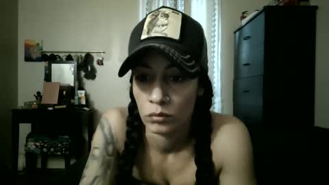 Snapshot of oglitcouple chatting on 10-01-25, 10:27 Lit en Cama online show from 10-01-25, 10:27
