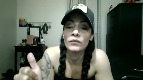 Snapshot of oglitcouple chatting on 10-14-25, 06:47 Lit en Cama online show from 10-14-25, 06:47