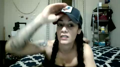 Lit en Cama online show from 06-04-26, 07:36