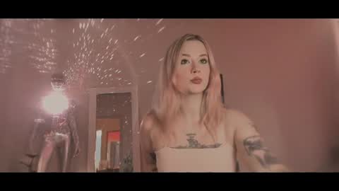 your dear Lilith Chapman online show from 06-26-26, 01:15