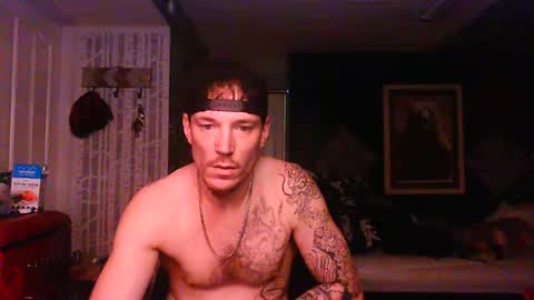 Snapshot of oh_you_know69 chatting on 12-18-25, 06:19 who dares toss me some tips lets have fun online show from 12-18-25, 06:19