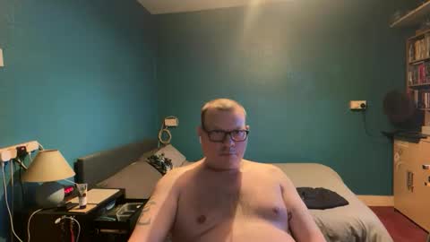 Snapshot of ohdannyboy2026 chatting on 05-21-26, 05:42 ohdannyboy2026 online show from 05-21-26, 05:42