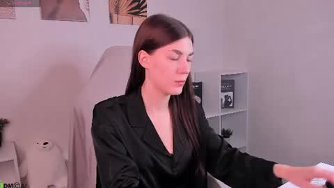 KAYA. online Tu We Th Fr Sa 0100AM - 0800AM Time zone of Germany Munich online show from 07-30-26, 11:48