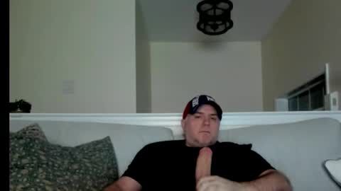 Snapshot of ohhhbillyyy chatting on 10-28-25, 10:34 Billy Bear online show from 10-28-25, 10:34