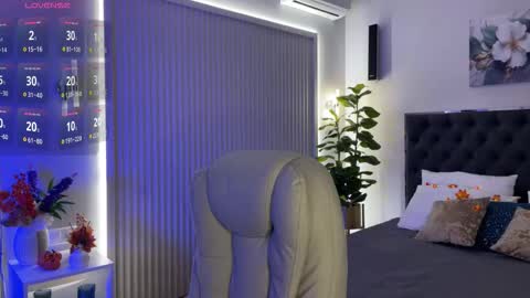 Emma online show from 10-24-25, 01:35