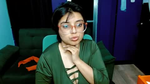 Snapshot of ohmysqueak chatting on 04-16-26, 11:00 ohmysqueak online show from 04-16-26, 11:00
