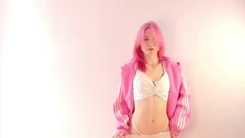 Emi and Ohpi online show from 04-18-26, 10:41