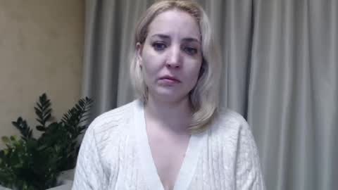 Mari online show from 02-09-25, 11:47