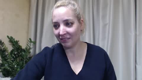 Mari online show from 11-09-25, 09:24