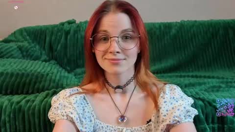 Yumi online show from 04-18-26, 06:12