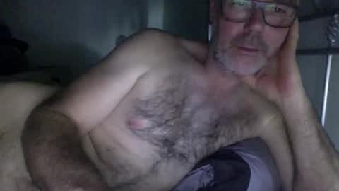 Snapshot of oiledcouple1 chatting on 09-09-25, 10:37 oiledcouple1 online show from 09-09-25, 10:37