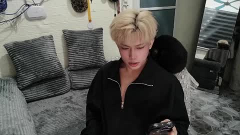 oishii online show from 04-11-26, 04:22