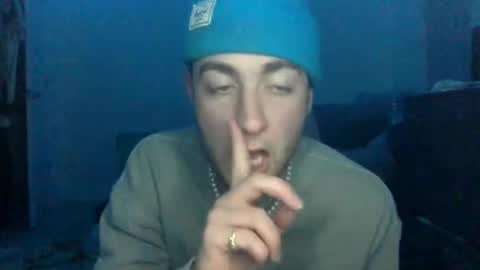 Snapshot of ojutaitheomnimous chatting on 02-05-26, 12:37 W online show from 02-05-26, 12:37