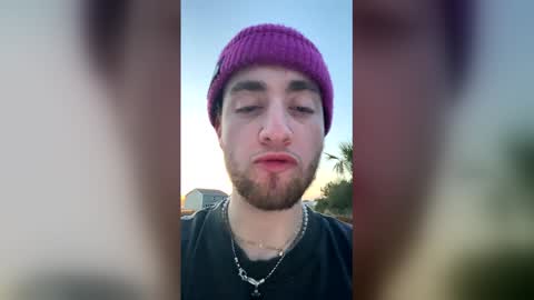 Snapshot of ojutaitheomnimous chatting on 03-31-26, 11:49 W online show from 03-31-26, 11:49