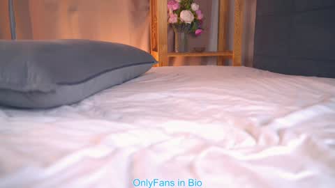 Henrietta or Rita online show from 11-30-25, 07:29