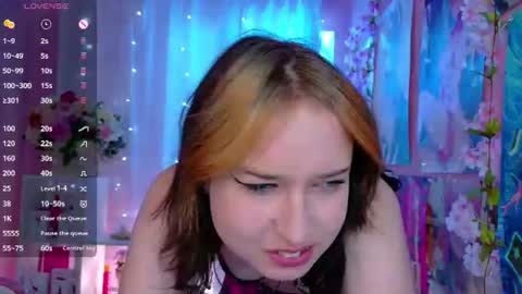Snapshot of oksi_koxy chatting on 07-03-26, 10:21 Karolina online show from 07-03-26, 10:21