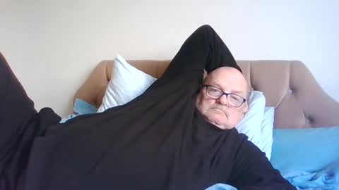 old_fkr online show from 01-17-25, 12:42