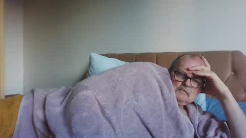 old_fkr online show from 02-26-25, 04:35