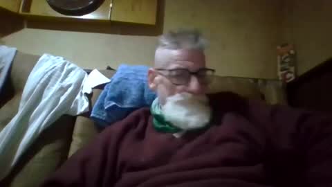 Snapshot of oldancer1959 chatting on 06-01-26, 06:04 oldancer1959 online show from 06-01-26, 06:04