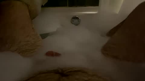 Snapshot of oldbones2 chatting on 01-05-25, 01:56 oldbones2 online show from 01-05-25, 01:56