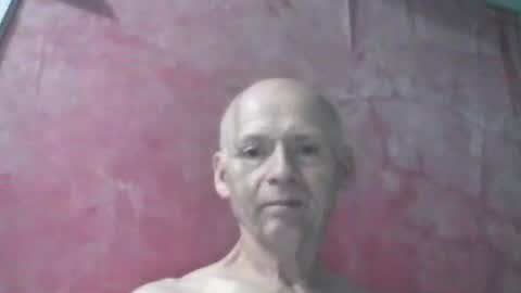 Snapshot of oldbuthorny62 chatting on 04-10-26, 04:06 oldbuthorny62 online show from 04-10-26, 04:06