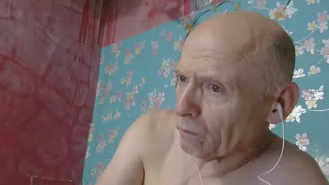 Snapshot of oldbuthorny62 chatting on 04-13-26, 08:53 oldbuthorny62 online show from 04-13-26, 08:53