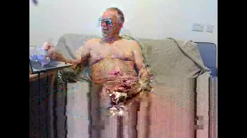 Snapshot of oldercock1411 chatting on 11-08-25, 03:23 oldercock1411 online show from 11-08-25, 03:23