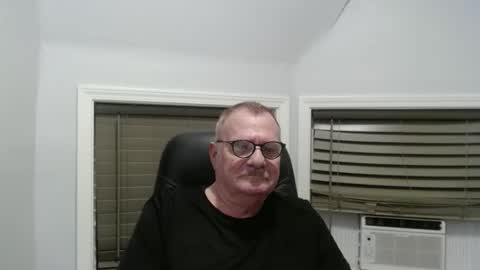 oldguybigd online show from 09-16-25, 04:02