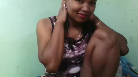 Snapshot of olgaaldy chatting on 12-20-25, 04:52 olgaaldy online show from 12-20-25, 04:52