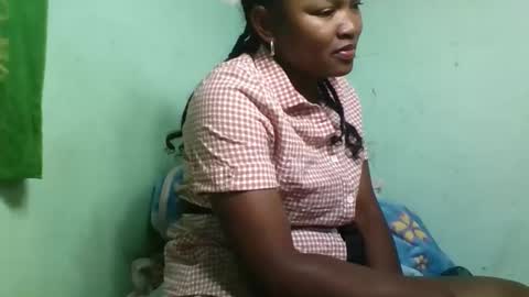 Snapshot of olgaaldy chatting on 12-20-25, 05:53 olgaaldy online show from 12-20-25, 05:53