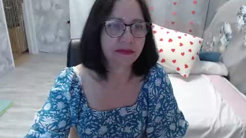 OlgaHottie online show from 06-12-26, 11:35