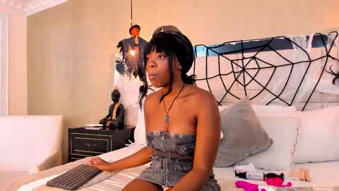 OliiviaGarciaa online show from 10-13-25, 07:36