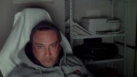 Snapshot of olimpio1230 chatting on 01-12-26, 04:56 olimpio1230 online show from 01-12-26, 04:56