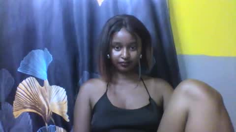 Snapshot of olinah610 chatting on 01-09-26, 07:15 olinah610 online show from 01-09-26, 07:15