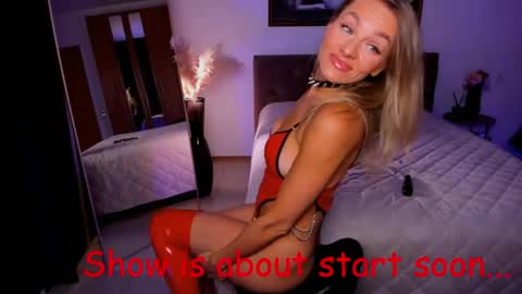 Snapshot of oliva_candy chatting on 05-12-26, 08:39 oliva_candy online show from 05-12-26, 08:39