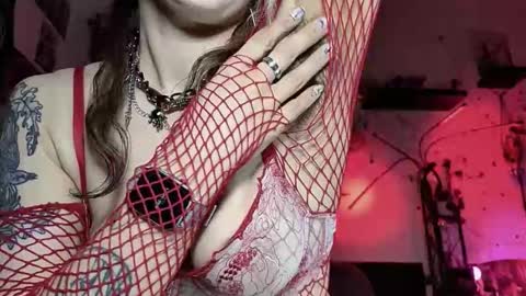 Olive online show from 10-29-25, 01:24