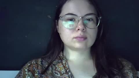 Oil online show from 07-25-26, 10:24
