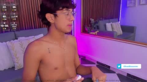 oliver20__ online show from 05-13-26, 11:33