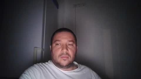 Snapshot of oliver841119 chatting on 07-06-26, 10:45 Oliver84 online show from 07-06-26, 10:45