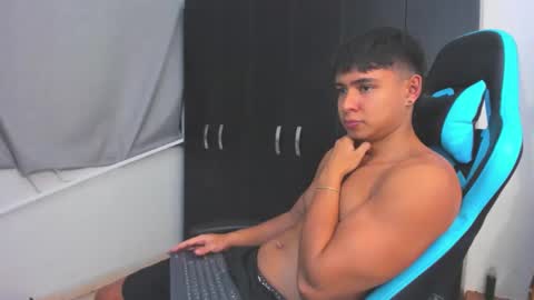 Oliver bray online show from 12-01-25, 10:37