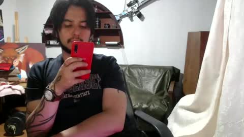 oliver_laid_2023 online show from 05-07-26, 01:55