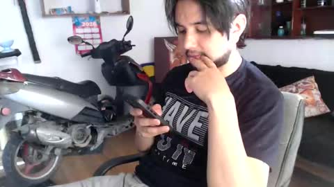 oliver_laid_2023 online show from 05-16-26, 07:56