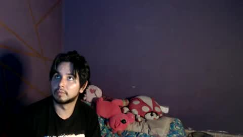oliver_laid_2023 online show from 05-24-26, 02:38