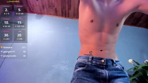 Snapshot of oliver_mejia chatting on 01-05-25, 01:13 THE MONSTER COCK OLIVER online show from 01-05-25, 01:13