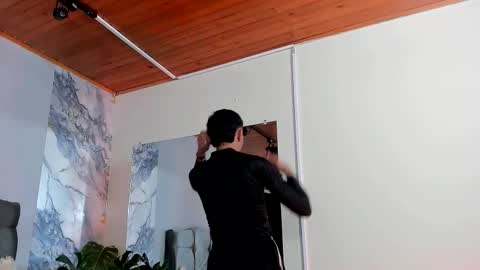 oliver mr  online show from 01-17-26, 02:38