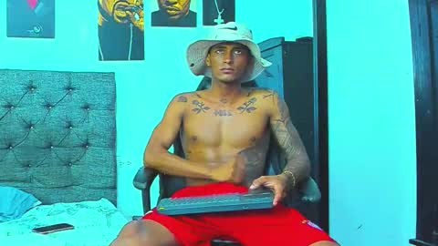 oliver_smith_2 online show from 11-07-25, 05:46