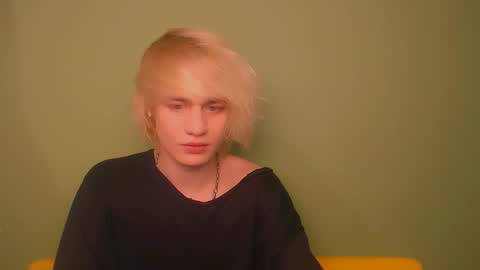 Oliver online show from 12-21-24, 01:04