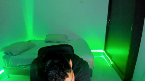 Oliver bennet online show from 01-18-25, 11:55